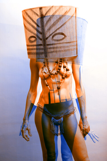 Fotografie mit dem Titel "Tribal Girl" von Saint.E, Original-Kunstwerk, Digitale Fotografie