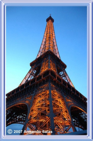 Photography titled "Eiffel Tower" by Armando Salas, Original Artwork