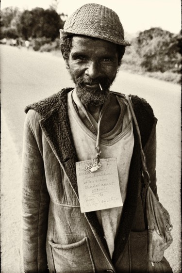 Fotografia intitolato "Hobo with toothpick" da Salvatore Avallone, Opera d'arte originale