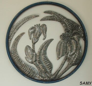 Sculpture titled "iron iris" by Samy, Original Artwork, Metals