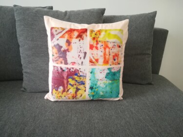 Art textile intitulée "Coussin des années…" par Sand Laurans, Œuvre d'art originale, Tissu