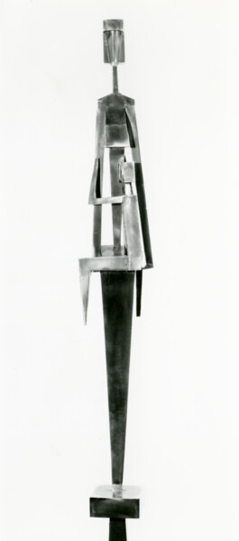 Skulptur mit dem Titel "Mother with child /…" von Sándor Móga, Original-Kunstwerk, Metalle
