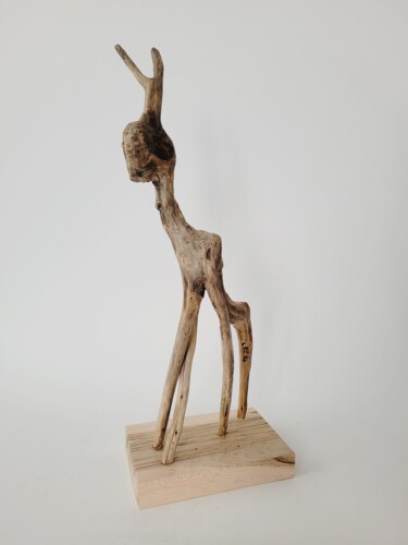 Sculpture titled "Le cerf à Lisa" by Sandra Veillette, Original Artwork, Wood