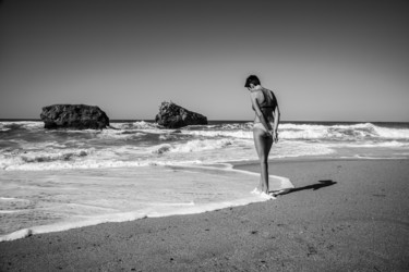 Photographie intitulée "Pensive" par Sandra Clément, Œuvre d'art originale, Photographie numérique