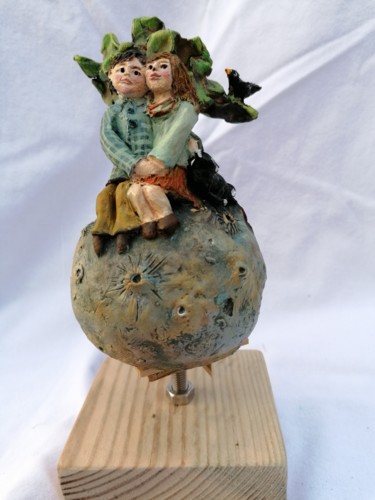 Sculpture titled "Les amoureux" by Sandrine De Zorzi, Original Artwork, Clay