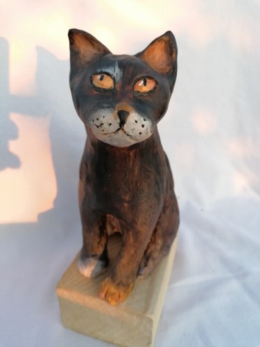 Sculpture titled "Chat marron" by Sandrine De Zorzi, Original Artwork, Clay