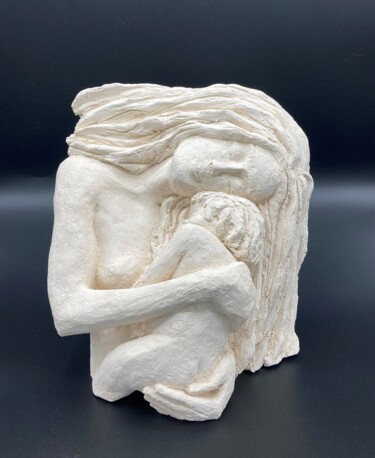Skulptur mit dem Titel "Femme et enfant" von Sandrine Julien (Nizebulle), Original-Kunstwerk, Terra cotta