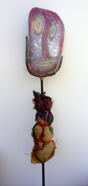 Sculpture titled "Le maitre des clefs…" by Sandrine Vachon Thiebaut, Original Artwork, Acrylic