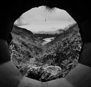 Photography titled "Une vue sur le Mont…" by Sandy Badoux, Original Artwork, Non Manipulated Photography