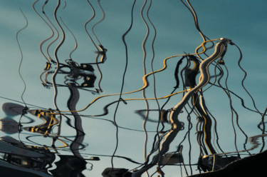 Fotografie mit dem Titel "Cables dorados" von Santos Turiño, Original-Kunstwerk, Digitale Fotografie