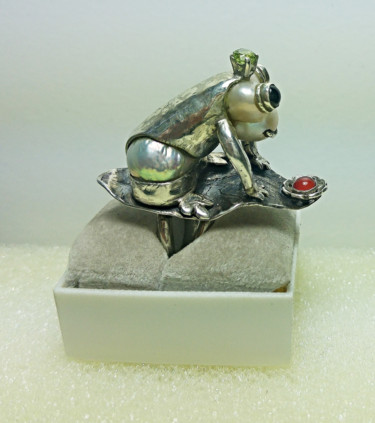 Design intitulée "The Frog" par Sapir Gelman, Œuvre d'art originale, Objets
