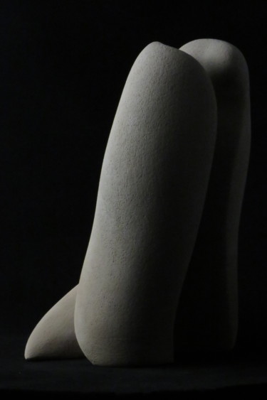 Sculpture titled "Le baiser 2" by Sara Amato-Gentric, Original Artwork, Clay