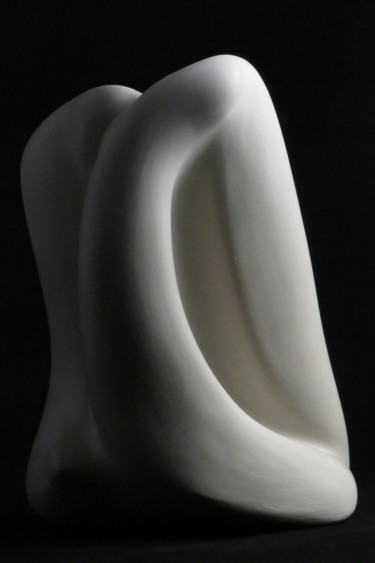 Sculpture titled "La consolation 2" by Sara Amato-Gentric, Original Artwork, Clay