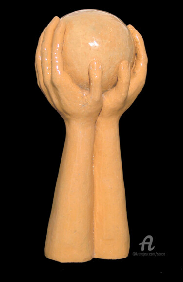 Scultura intitolato "Sculpture "Mains te…" da Sarcie, Opera d'arte originale, Terracotta