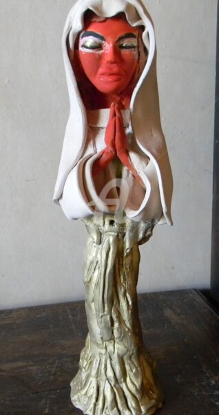 Sculpture intitulée "Jeune fille en priè…" par Satrianocreations, Œuvre d'art originale, Céramique