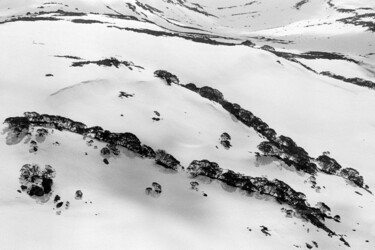 Fotografía titulada "Snow covered mounta…" por Scott Gregory Banner, Obra de arte original, Fotografía analógica