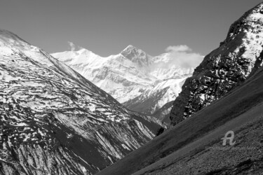 Фотография под названием "Mountain valley and…" - Scott Gregory Banner, Подлинное произведение искусства, Цифровая фотография