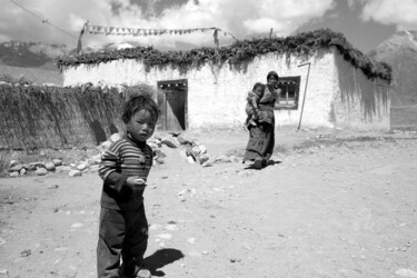 Photographie intitulée "Mother and child -…" par Scott Gregory Banner, Œuvre d'art originale, Photographie numérique