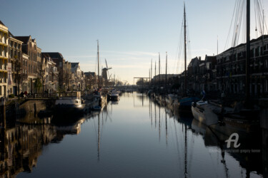 Fotografie mit dem Titel "Canal and boats - R…" von Scott Gregory Banner, Original-Kunstwerk, Digitale Fotografie