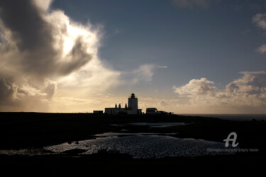 Fotografie mit dem Titel "Lighthouse and stor…" von Scott Gregory Banner, Original-Kunstwerk, Digitale Fotografie