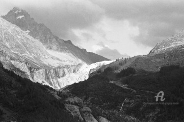 Fotografie mit dem Titel "Glacier d'Argentièr…" von Scott Gregory Banner, Original-Kunstwerk, Analog Fotografie