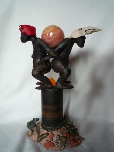 Sculpture intitulée "atlante et caryatid…" par Esco, Œuvre d'art originale, Terre cuite