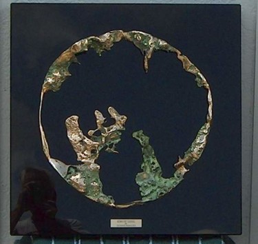 Sculpture titled "Ring Of Coral" by Richard Beaulieu, Original Artwork, Metals