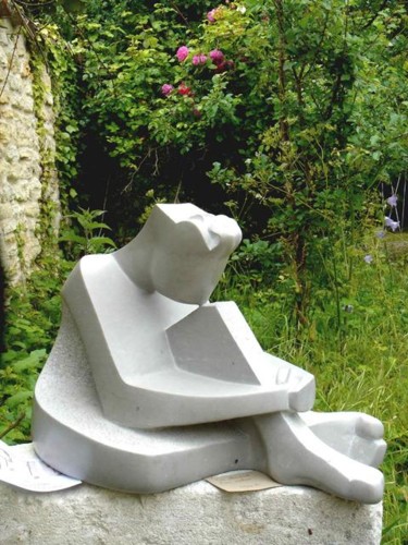 Installation titled "Je ne sais pas 2 ?" by Sculptures Au Jardin, Original Artwork