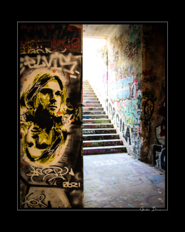 Nevermind Photography titled "Nevermind" by Sébastien Bance, Original Art, Digital Photography