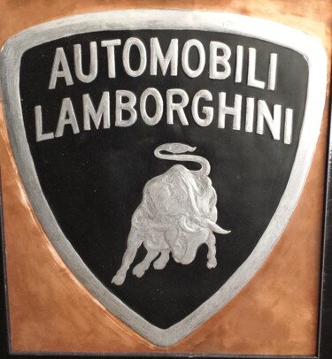 Escultura titulada "Lamborghini sbalzo…" por Sebastian Sa, Obra de arte original, Arte de mesa