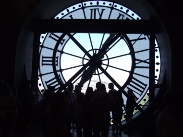 Photographie intitulée "Horloge du musée d'…" par Sébastien Durif, Œuvre d'art originale