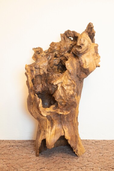 Sculptuur getiteld "Oak decorative scul…" door Jozef Sedmak, Origineel Kunstwerk, Hout