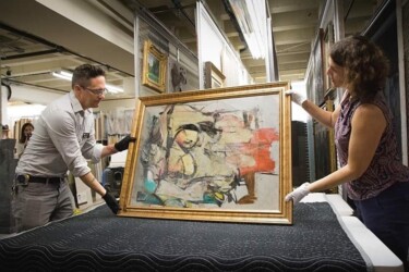 Obraz Willema de Kooninga, zaginiony przez 30 lat z powodu napadu, będzie można zobaczyć tego lata w Getty Center w Los Angeles