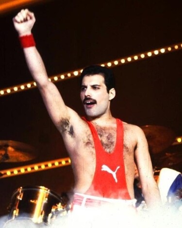 Pragną wszystkiego: kompilacja Freddiego Mercury'ego przekracza przewidywania w Sotheby's