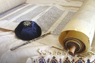 Célébrer la tradition : explorer le talent artistique de Sim'hat Torah