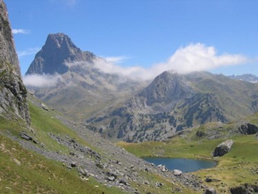 Photography titled "descente vers le la…" by Jean-Claude Selles Brotons, Original Artwork