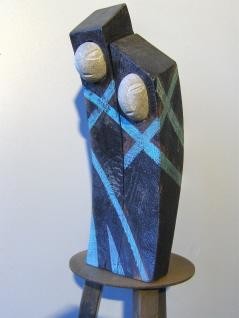 Sculpture intitulée "Petit couple bleu" par Serge Boué - Kovacs, Œuvre d'art originale, Bois