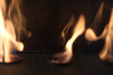 Photography titled "Flamme Nuit" by Serge Leroux, Original Artwork, Digital Photography