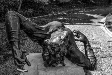 Fotografia intitulada "Estátua" por Sergio Assis, Obras de arte originais, Fotografia Não Manipulada