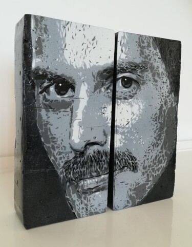 Скульптура под названием "Freddie Mercury "Th…" - Sérgio Clemente, Подлинное произведение искусства, Акрил