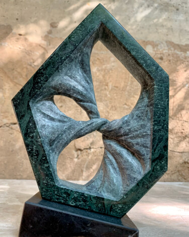 Rzeźba zatytułowany „Collectible mineral…” autorstwa Serjio Elicolani, Oryginalna praca, Kamień