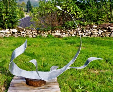 Skulptur mit dem Titel "Oiseau en rond" von Servin, Original-Kunstwerk, Aluminium