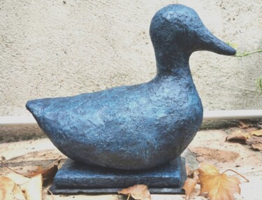 Sculpture titled "Canard" by Severine Soulas, Original Artwork, Concrete