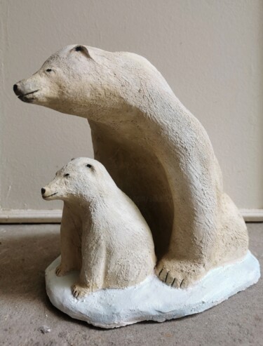 Sculpture titled "REGARDER PLUS LOIN." by Severine Soulas, Original Artwork, Clay