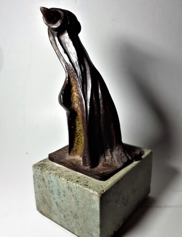Sculpture intitulée "Vestale 1" par Severino Braccialarghe, Œuvre d'art originale, Bronze