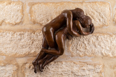 Sculpture titled "Les amants endormis" by Seys Sculpture, Original Artwork, Bronze