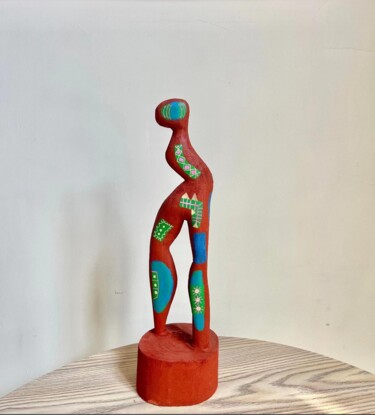 Скульптура под названием "Take it easy, Bidal" - Sha Kama, Подлинное произведение искусства, Дерево