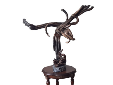 Skulptur mit dem Titel "An Eagle" von Shahriar Aghakhani, Original-Kunstwerk, Kunststoff