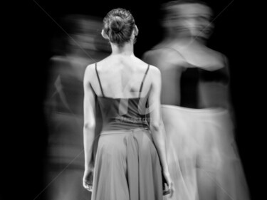 Photographie intitulée "Danse #11" par Sharlie Evans, Œuvre d'art originale, Photographie numérique