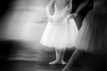 Photographie intitulée "Danse #14" par Sharlie Evans, Œuvre d'art originale, Photographie numérique
